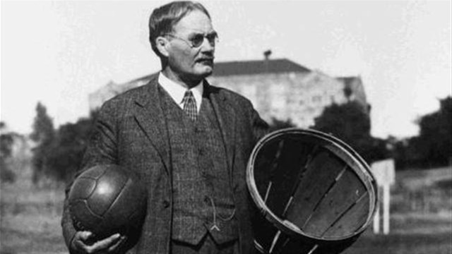 Η ημέρα που γεννήθηκε το μπάσκετ Πώς φτιάχτηκαν οι κανόνες του. Πότε και πώς έφτασε στην Ελλάδα