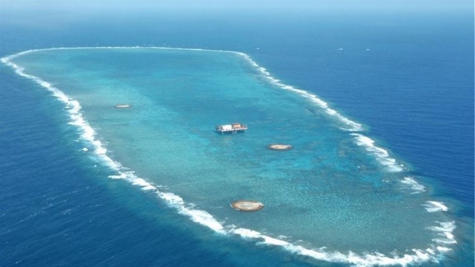 Κολμπαϊνσέι και Οκινοτορισίμα: Δύο νησιά που χάνονται και οι «μάχες» για την ΑΟΖ τους